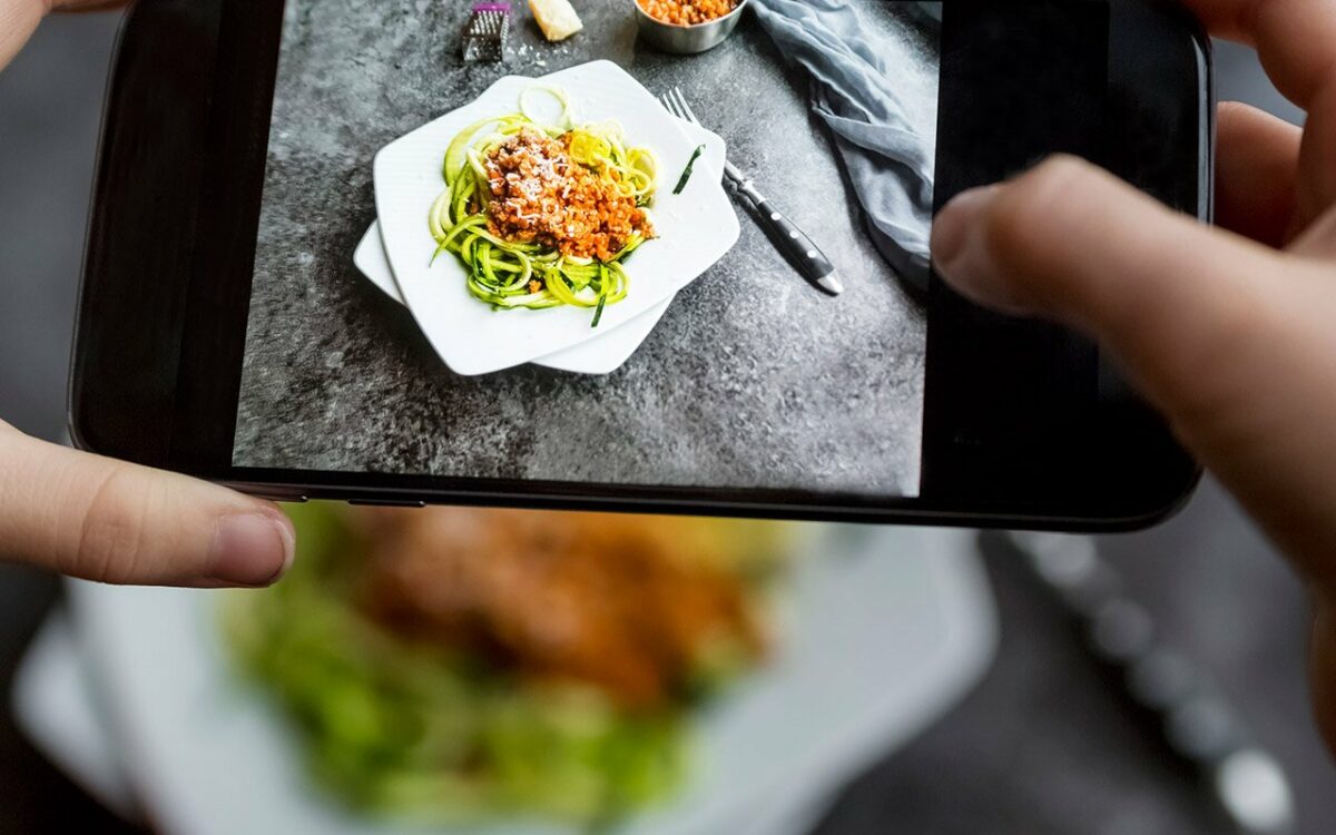 A guide FOR influencers, BY restaurants